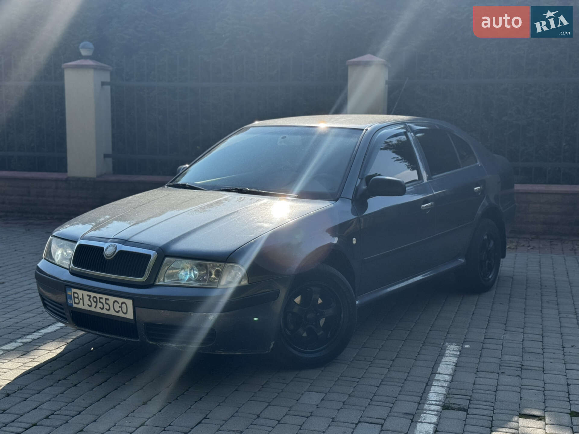 Головне фото звіту автомобіля SKODA OCTAVIA TOUR 2007