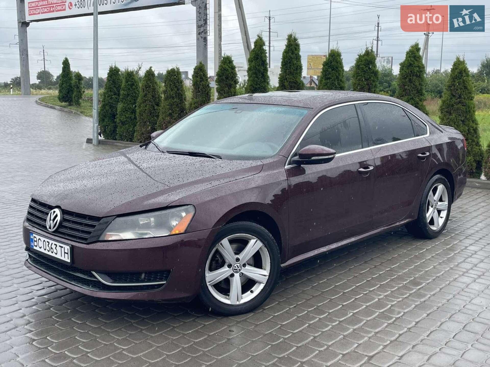 VOLKSWAGEN PASSAT 2012