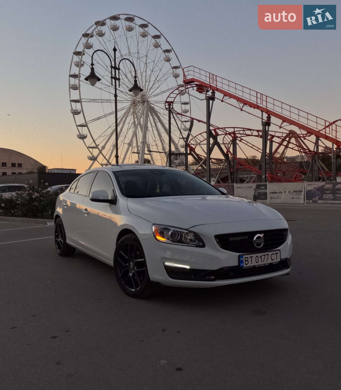 VOLVO S60 2015