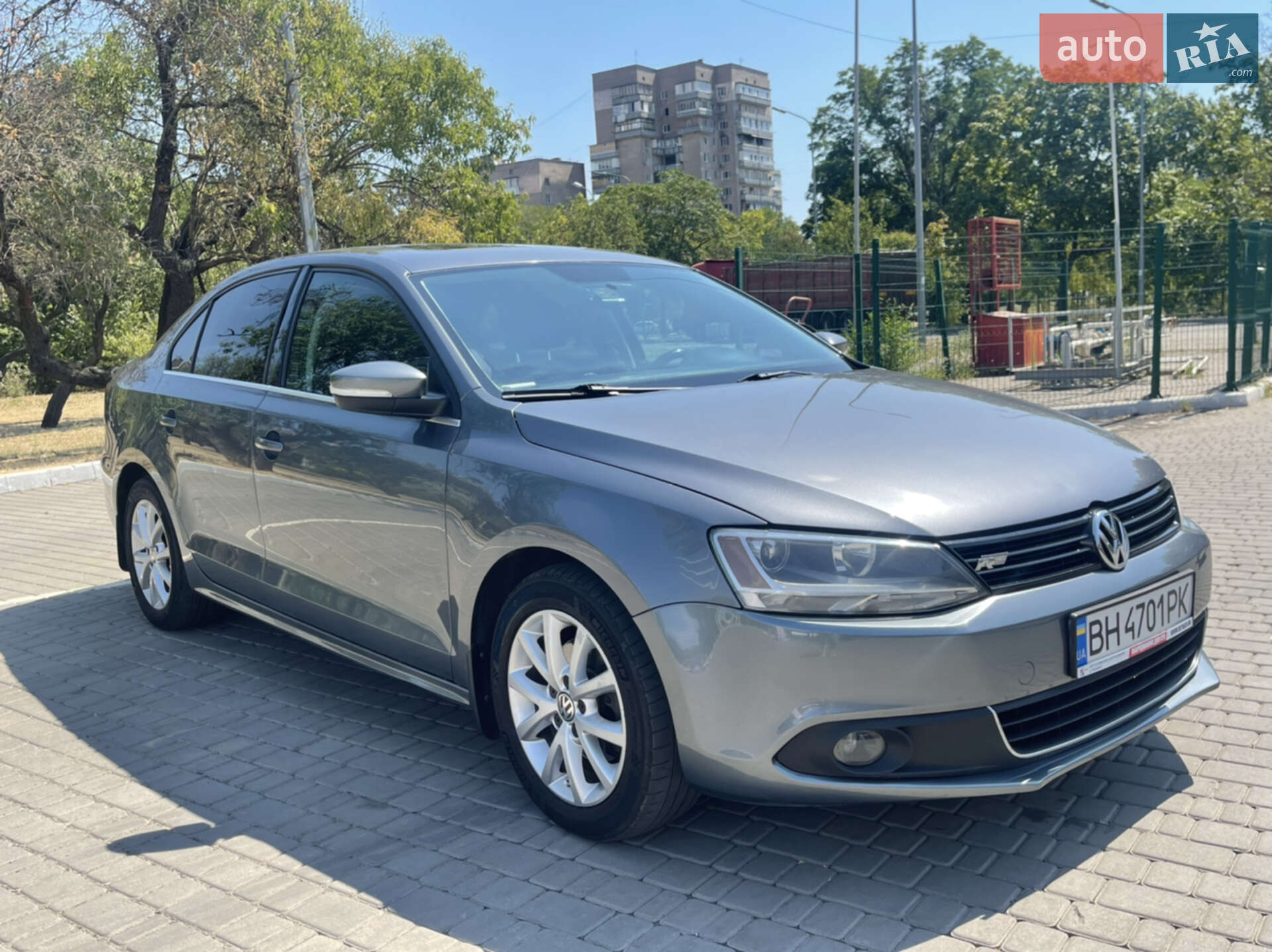 VOLKSWAGEN JETTA 2013