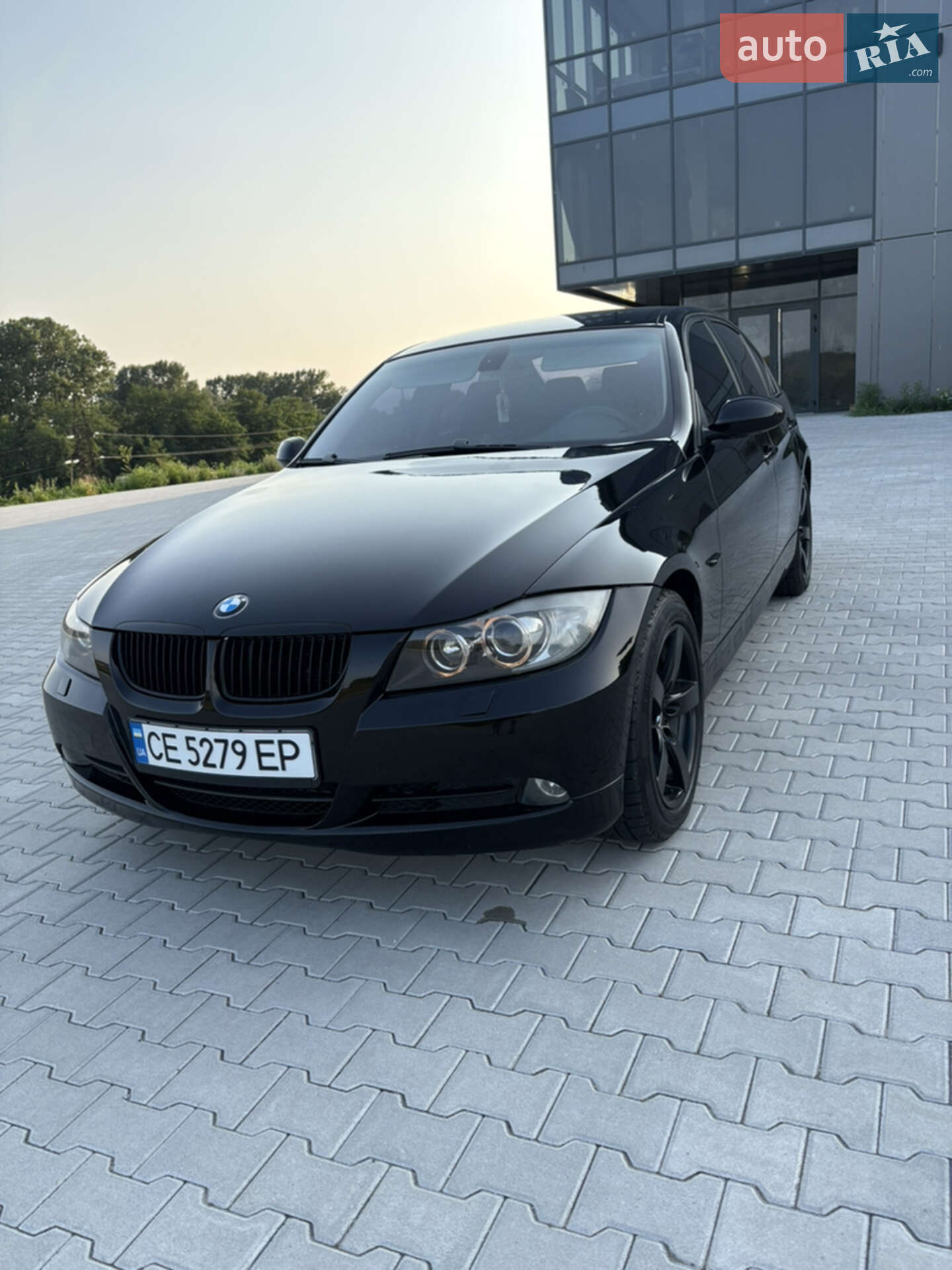Головне фото звіту автомобіля BMW 320 2007