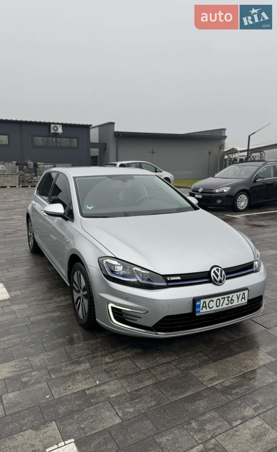 VOLKSWAGEN E-GOLF 2019
