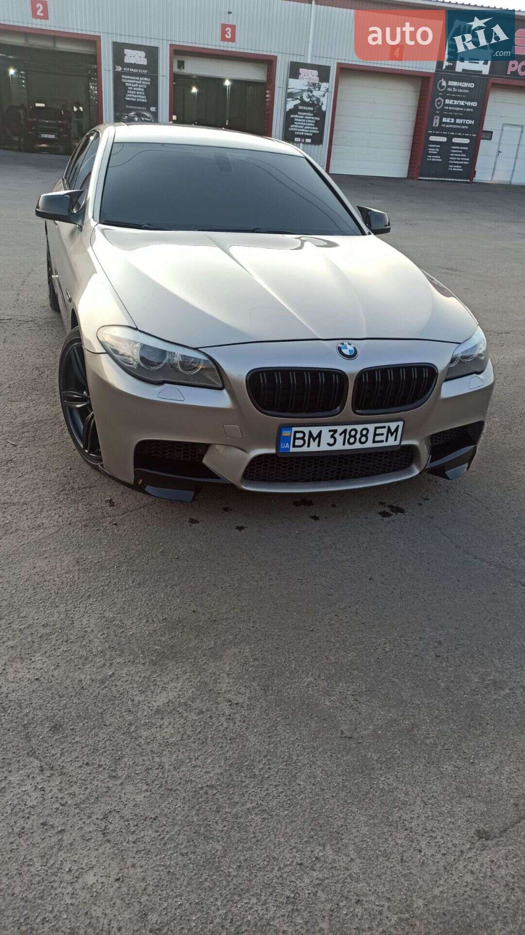 BMW 528I 2011