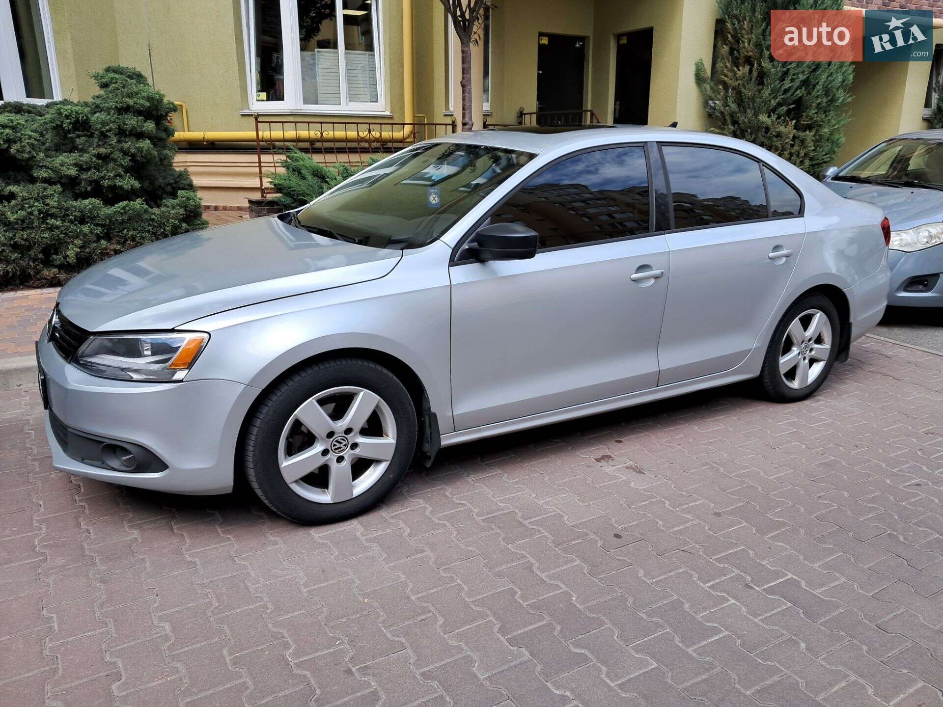 VOLKSWAGEN JETTA 2012