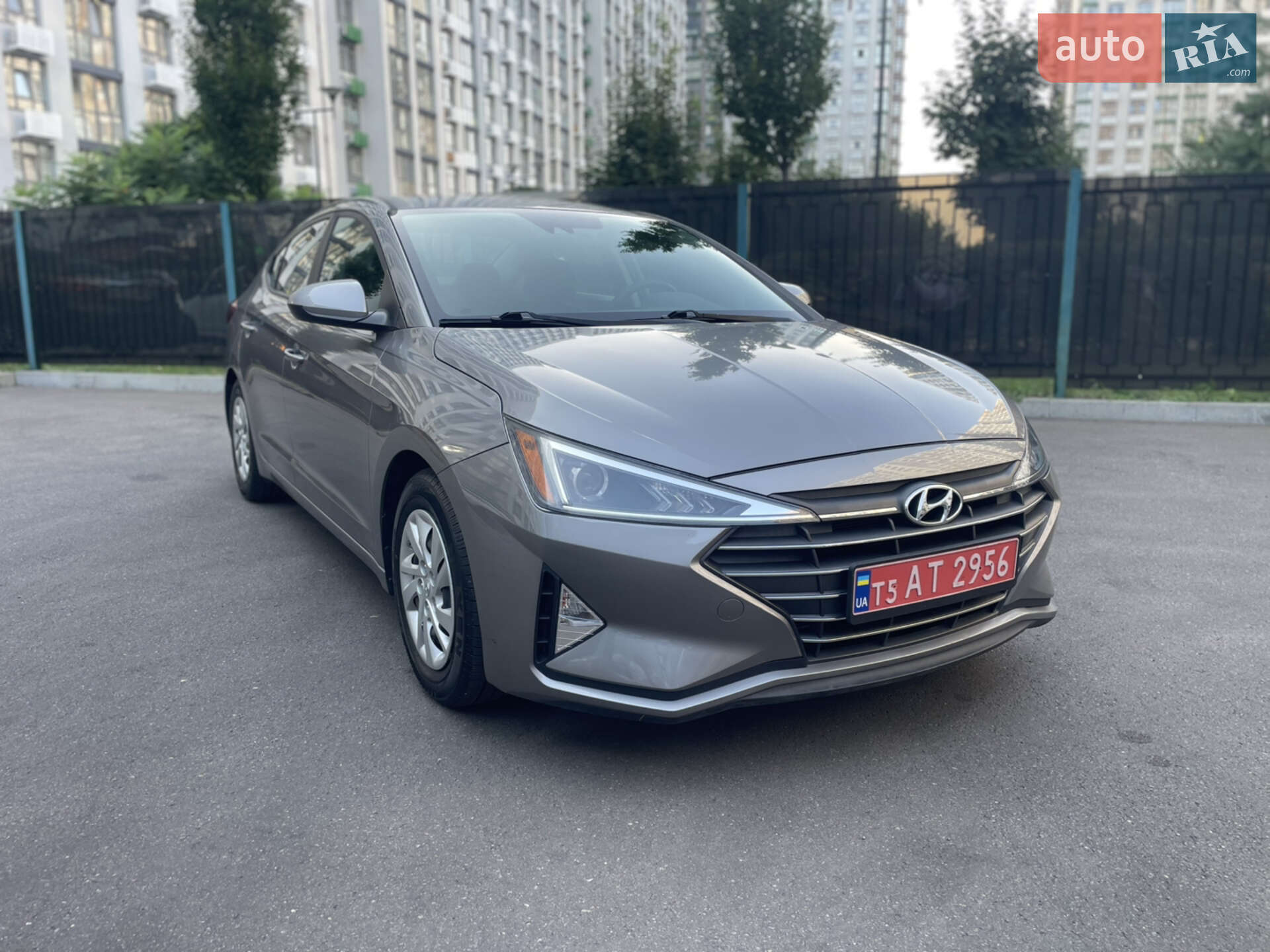 HYUNDAI ELANTRA 2019