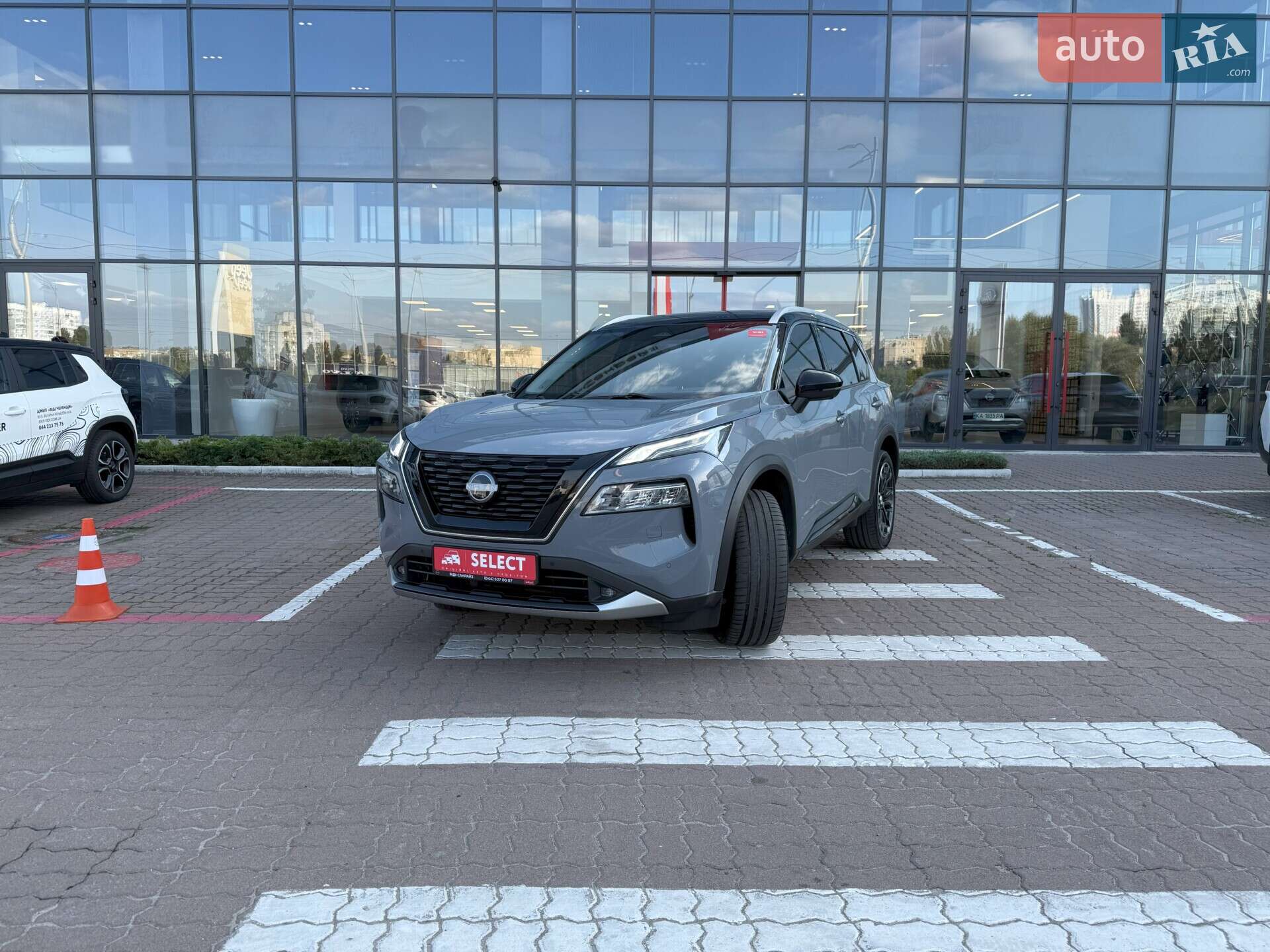 NISSAN X-TRAIL 2023