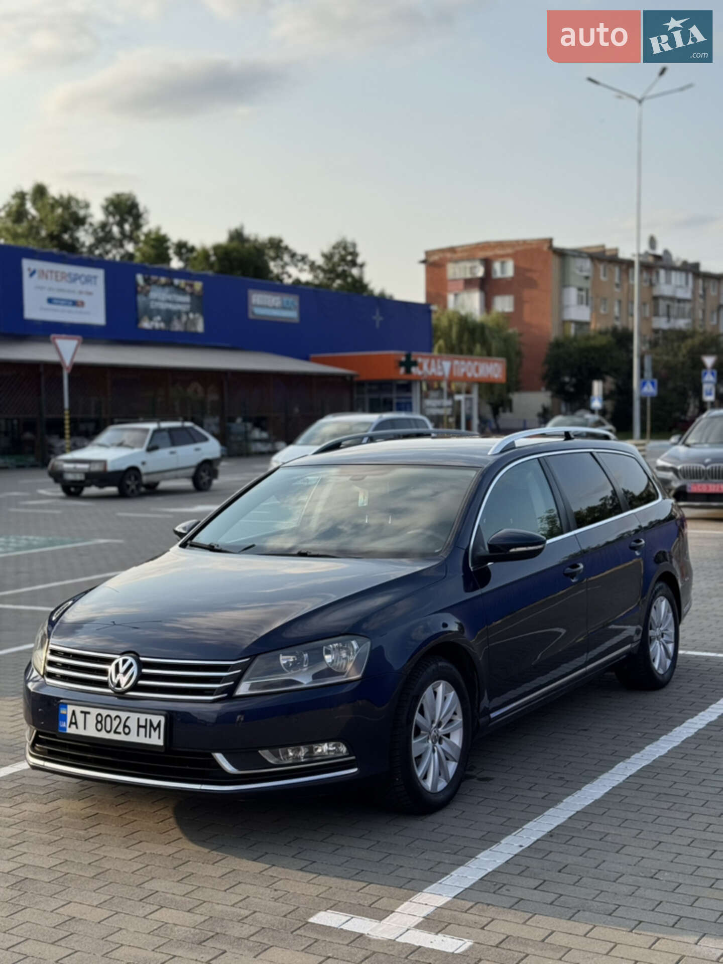 VOLKSWAGEN PASSAT 2012