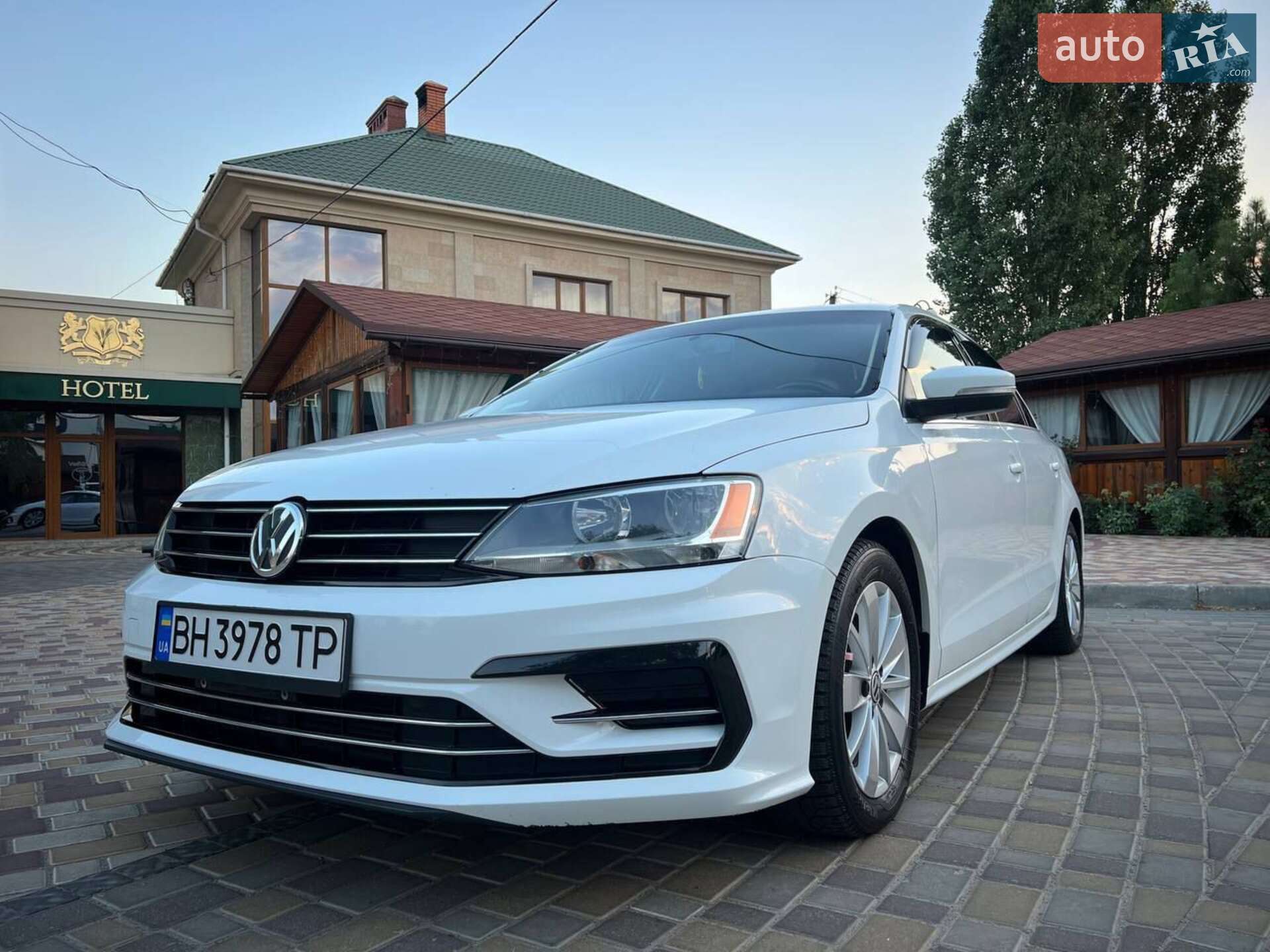VOLKSWAGEN JETTA 2014
