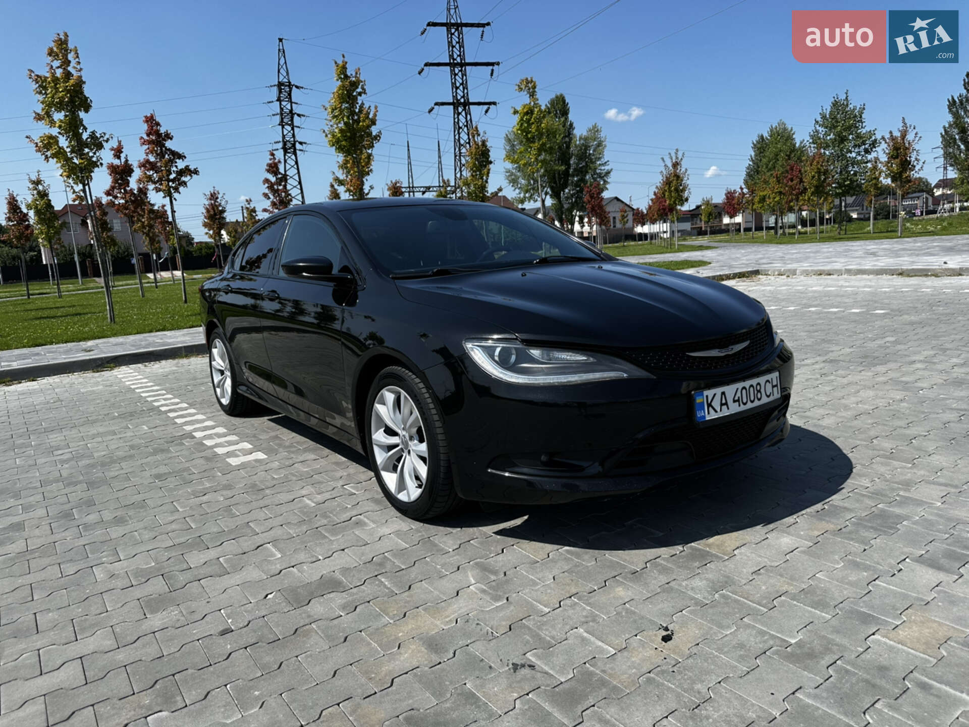 Головне фото звіту автомобіля CHRYSLER 200 2015