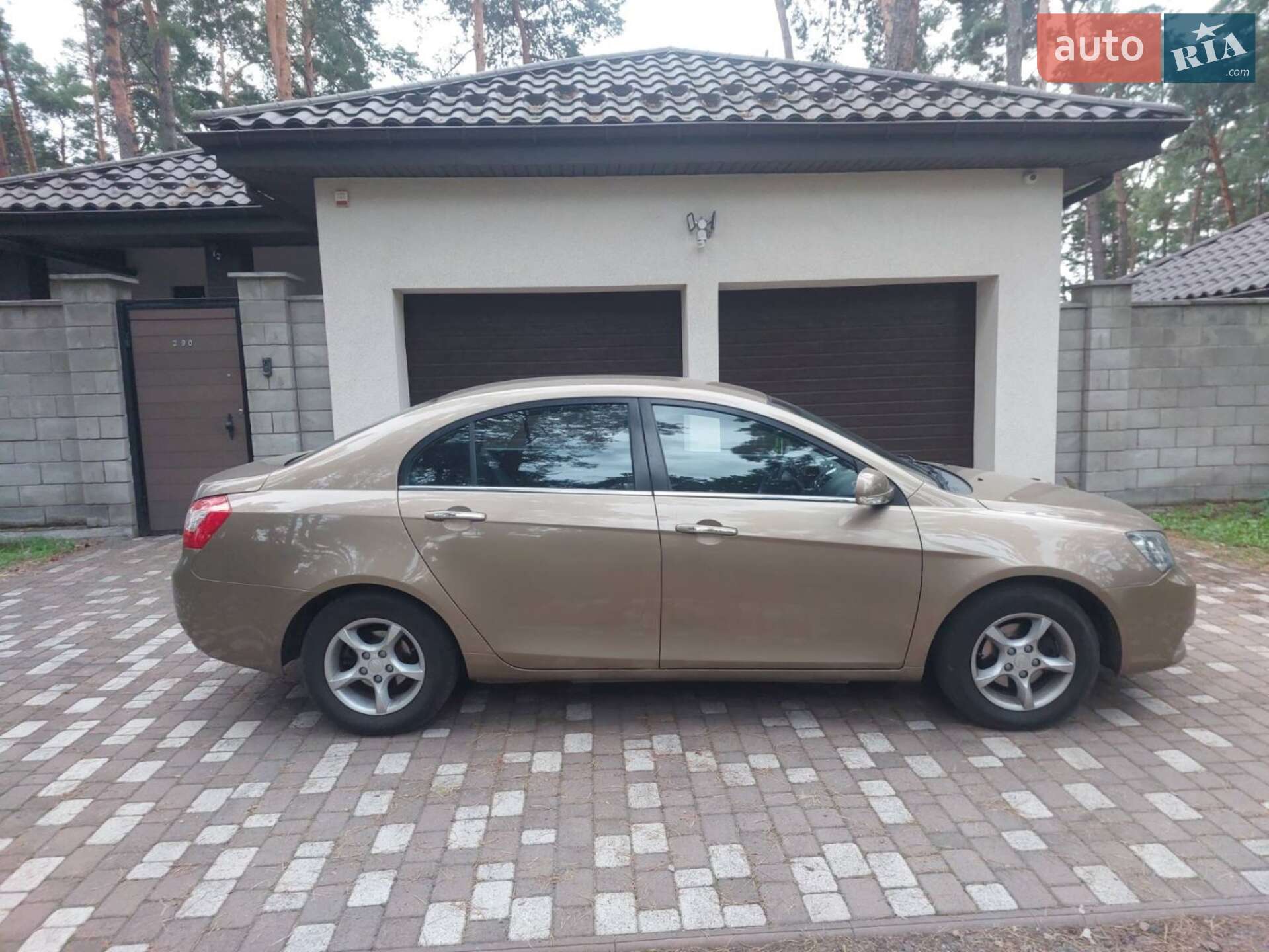 Головне фото звіту автомобіля GEELY EMGRAND 7 2014