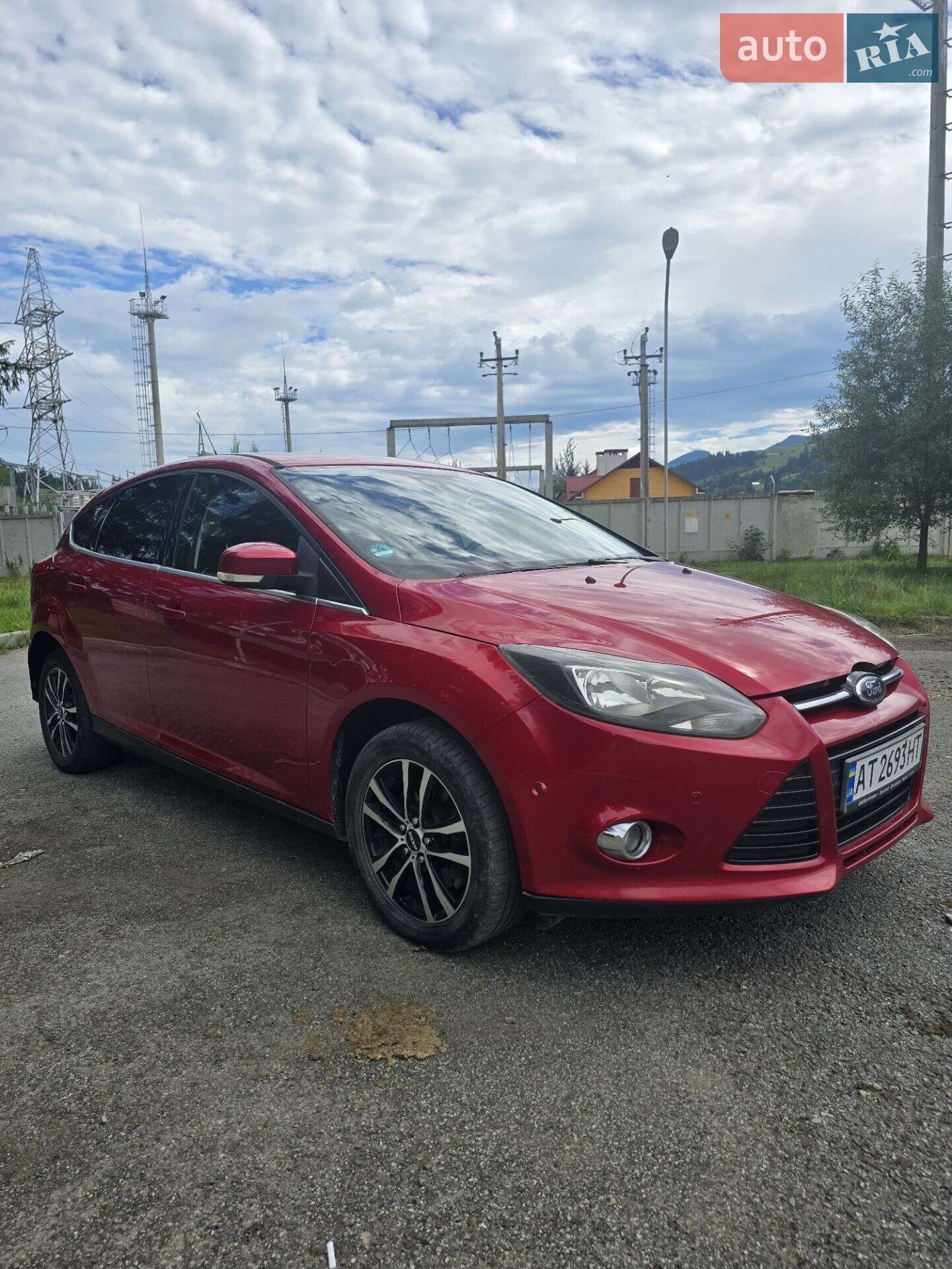 Головне фото звіту автомобіля FORD FOCUS 2011