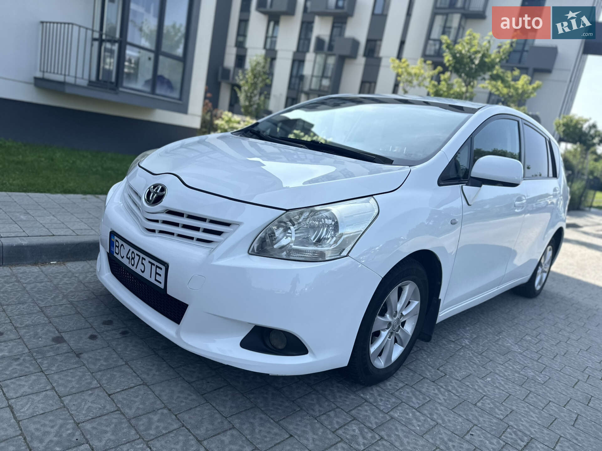 TOYOTA COROLLA VERSO 2010