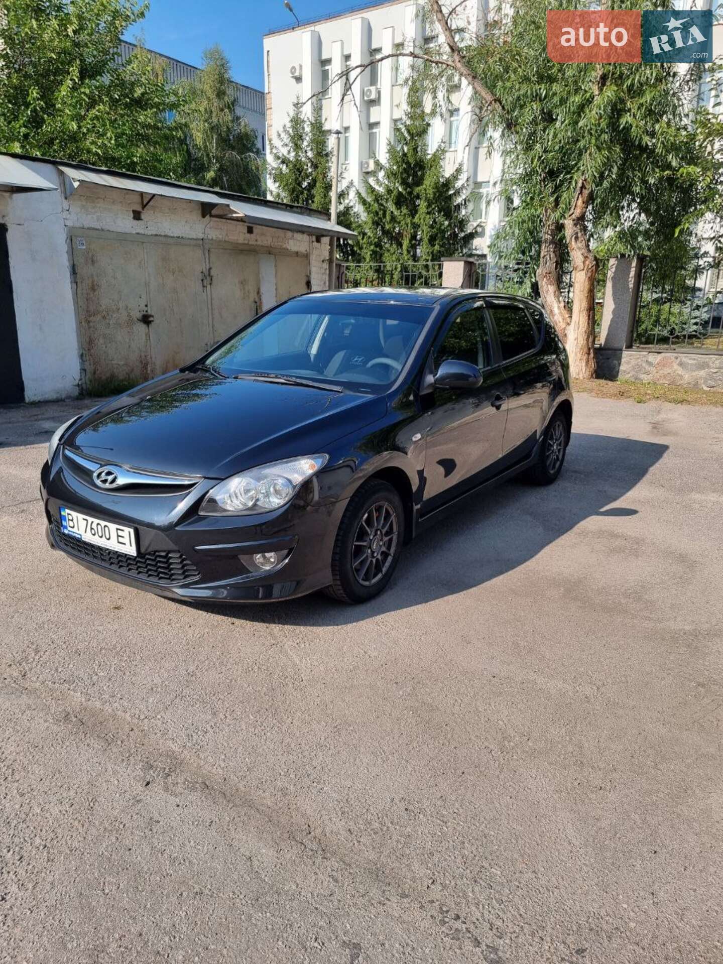 HYUNDAI I30 2011