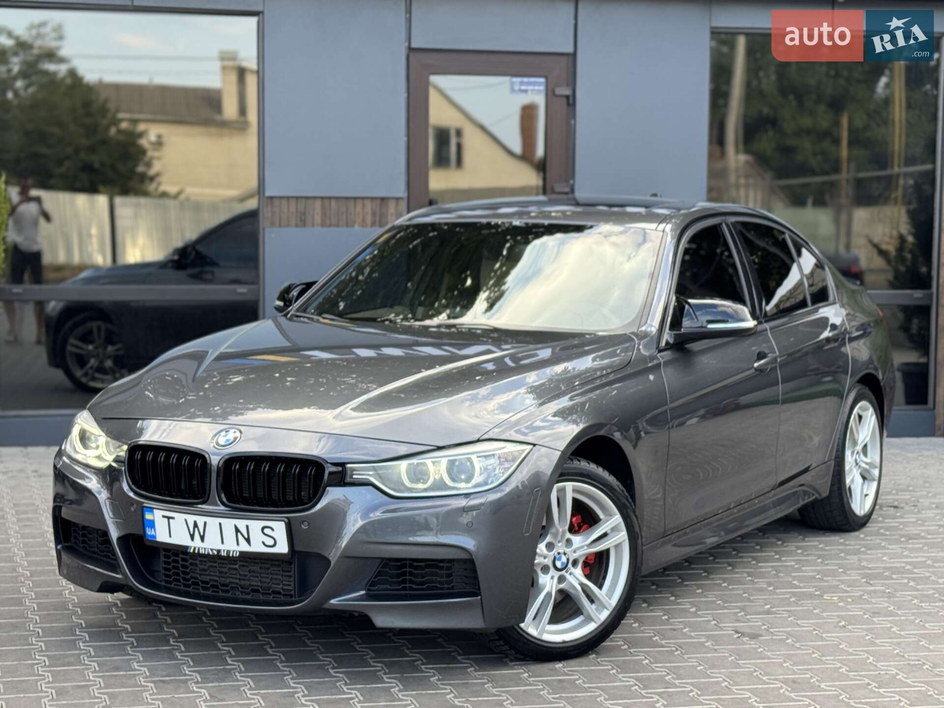 Головне фото звіту автомобіля BMW 328XI 2014