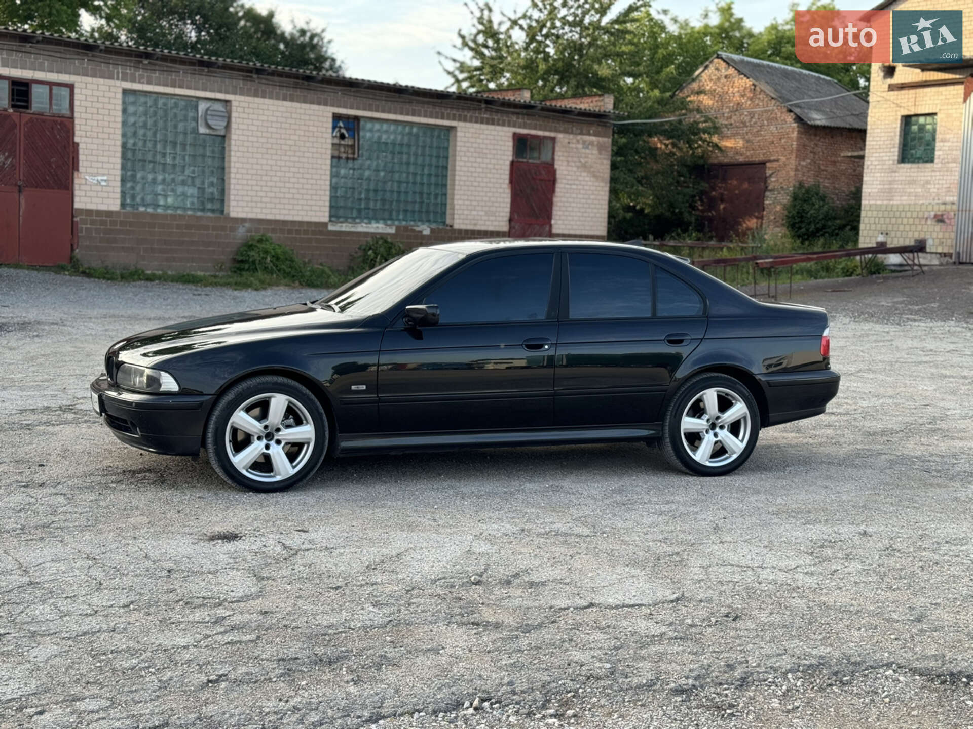 Головне фото звіту автомобіля BMW 530D 2001