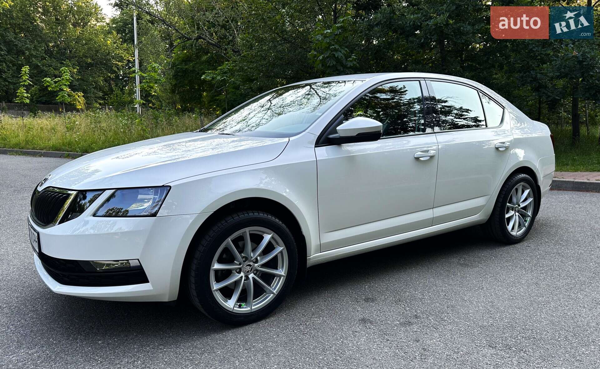 Головне фото звіту автомобіля SKODA OCTAVIA A7 2020