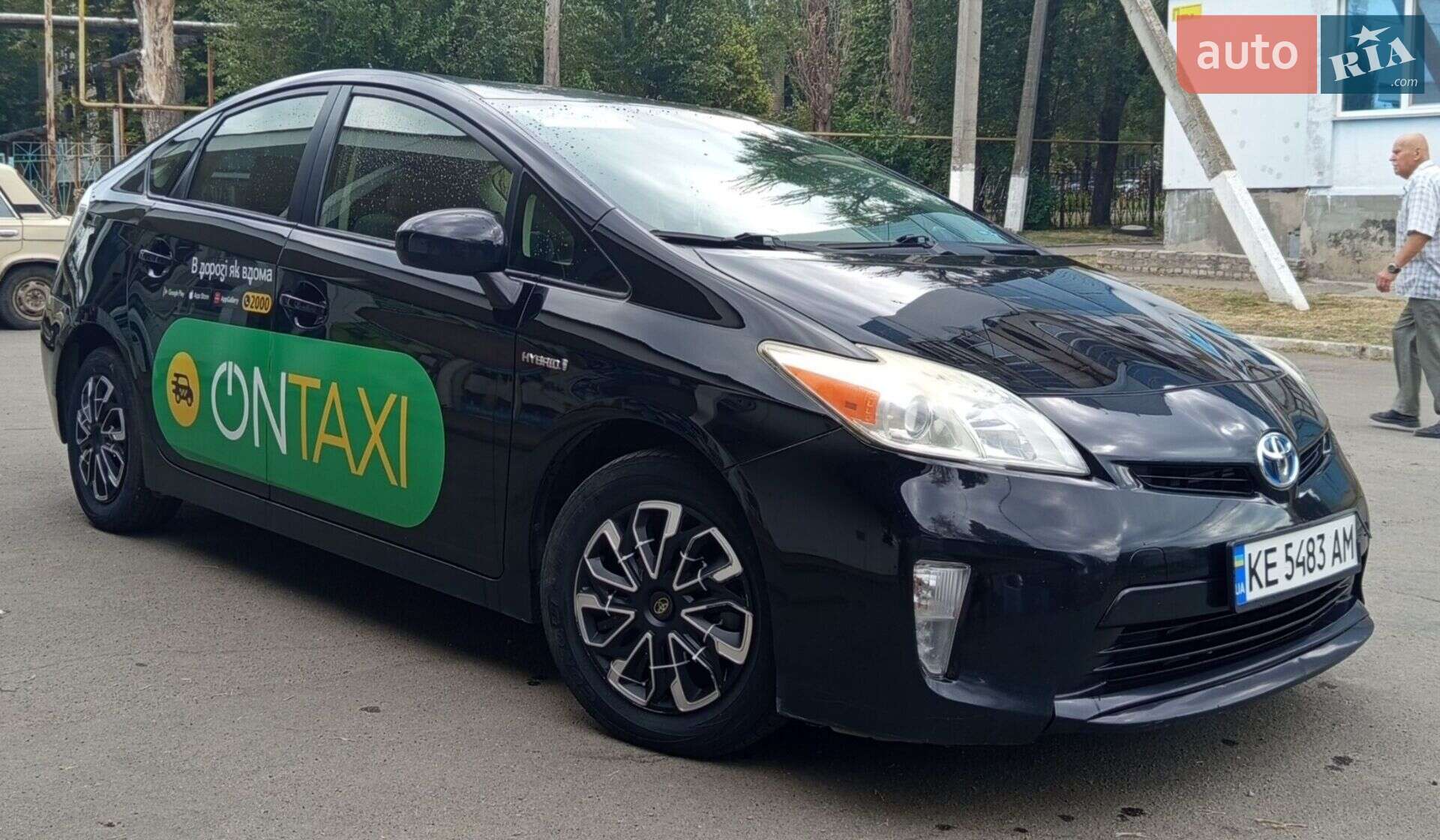 TOYOTA PRIUS 2014