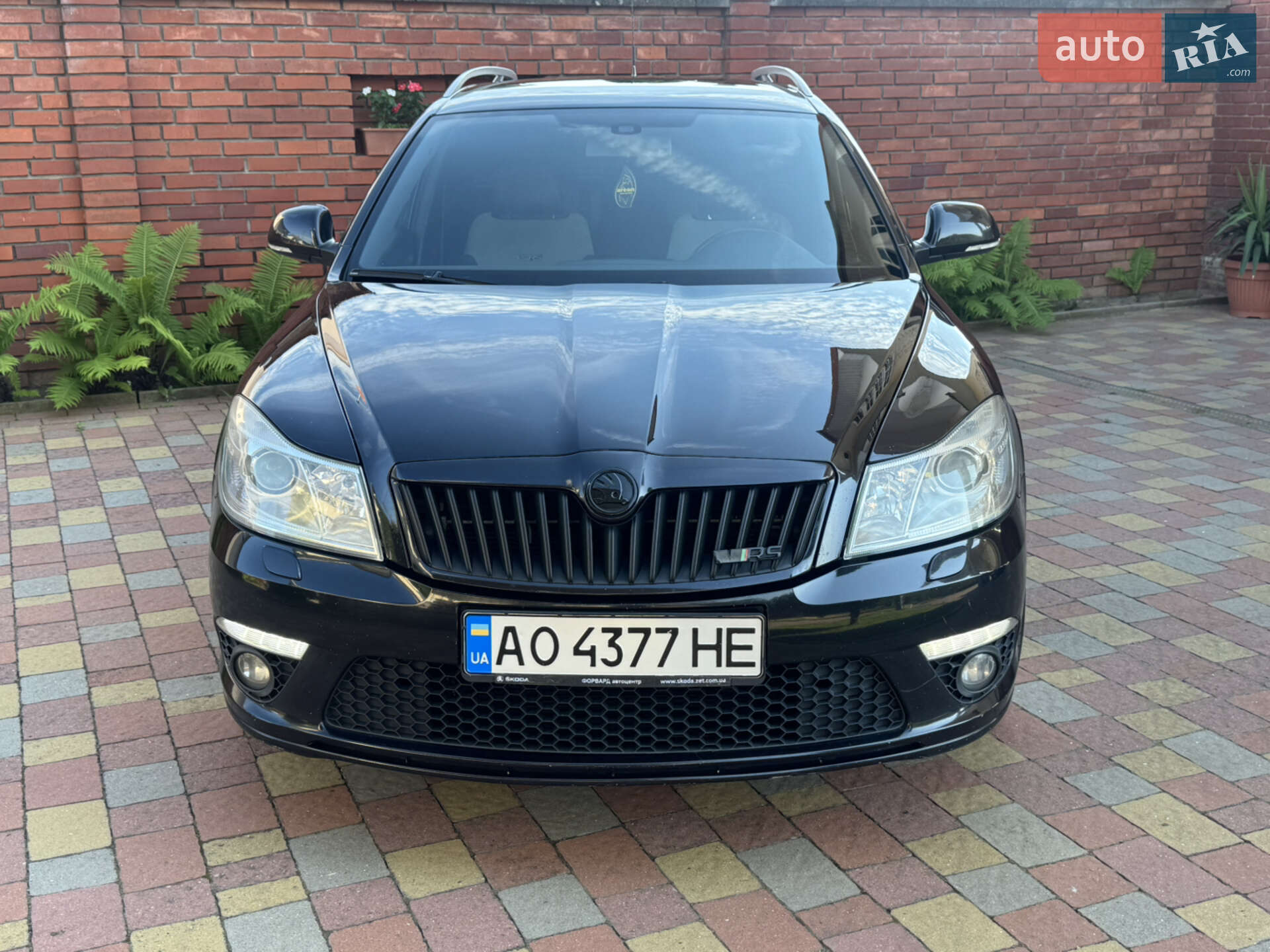Головне фото звіту автомобіля SKODA OCTAVIA 2012