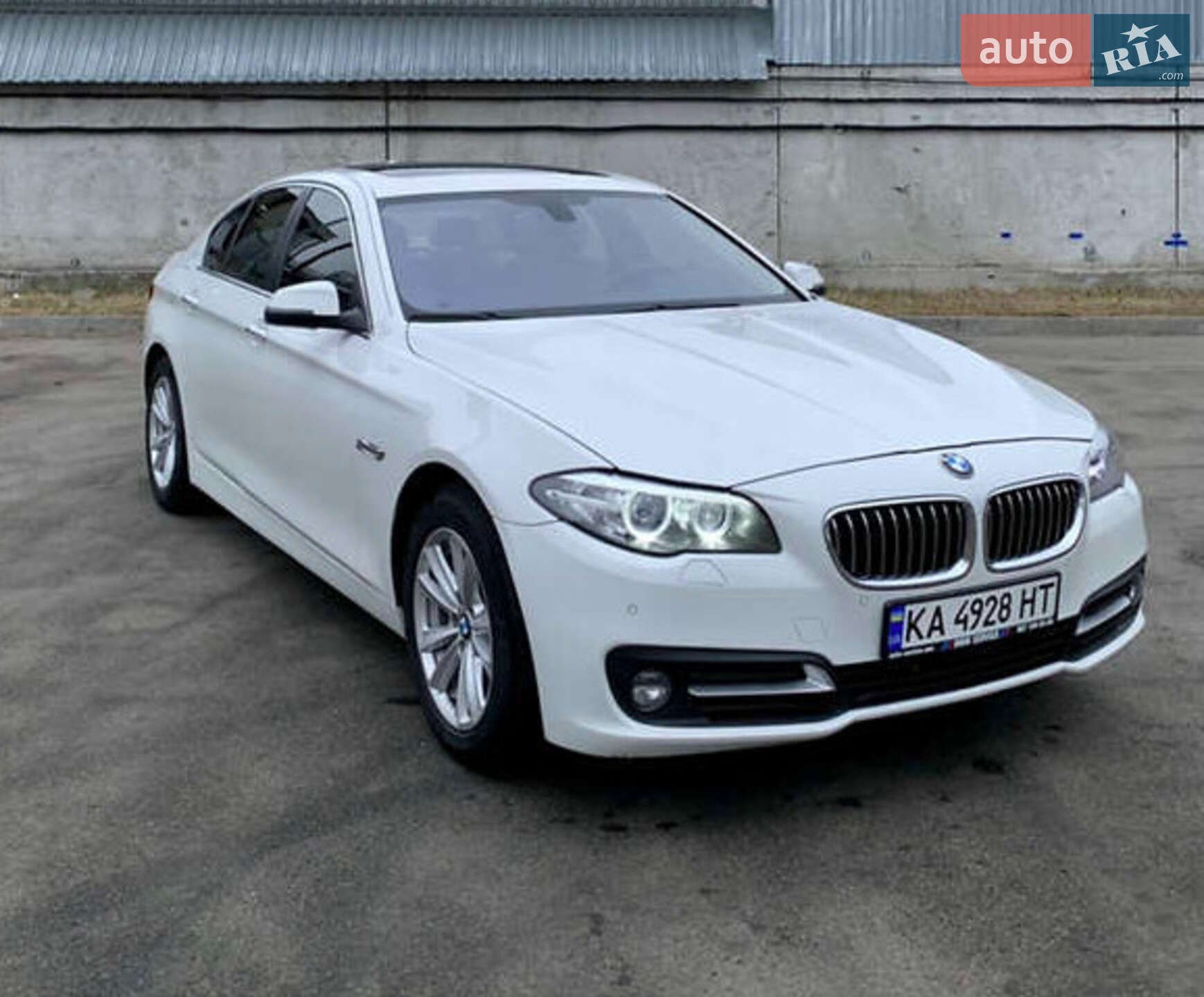 BMW 528XI 2015