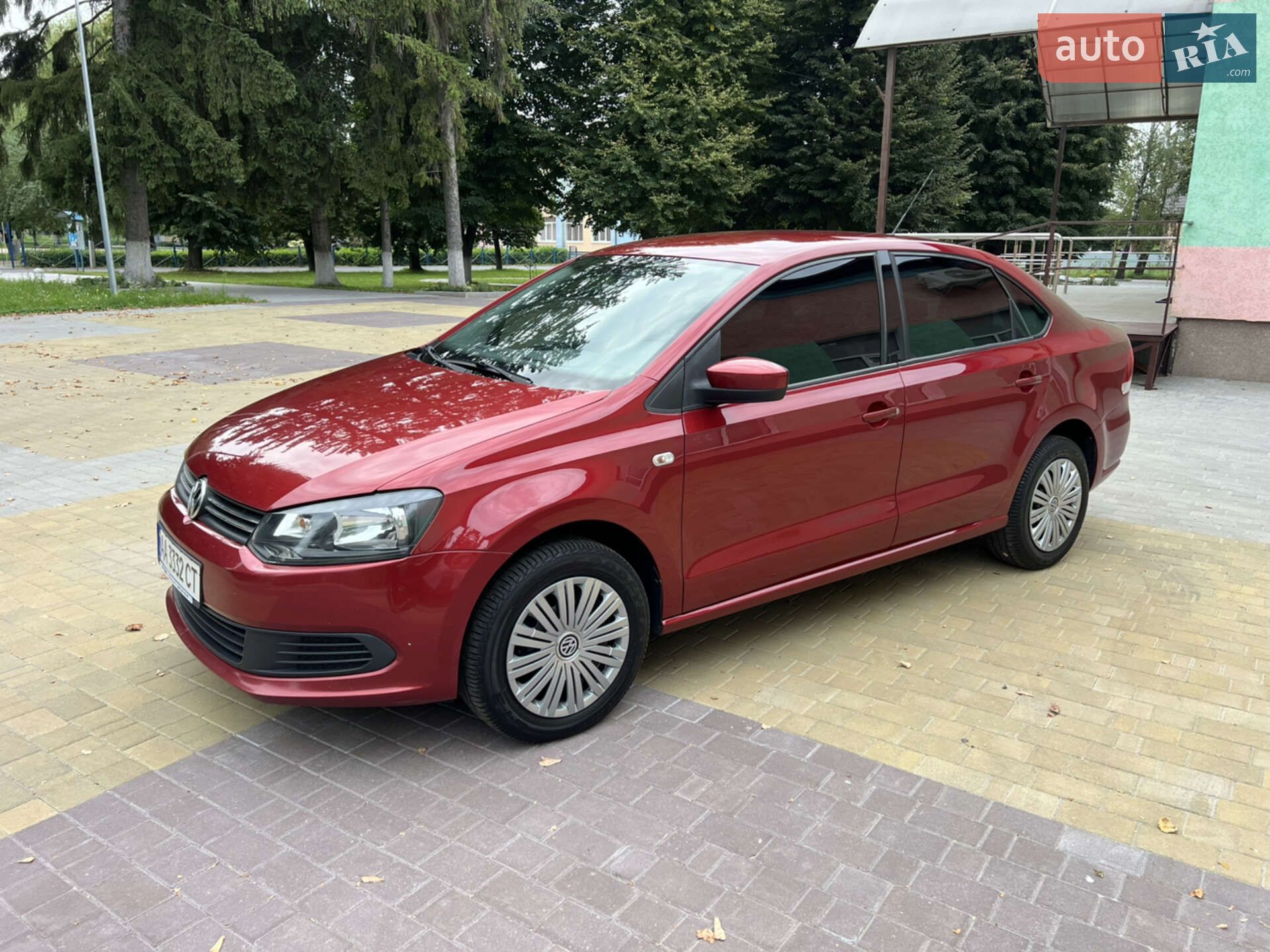 VOLKSWAGEN POLO 2012