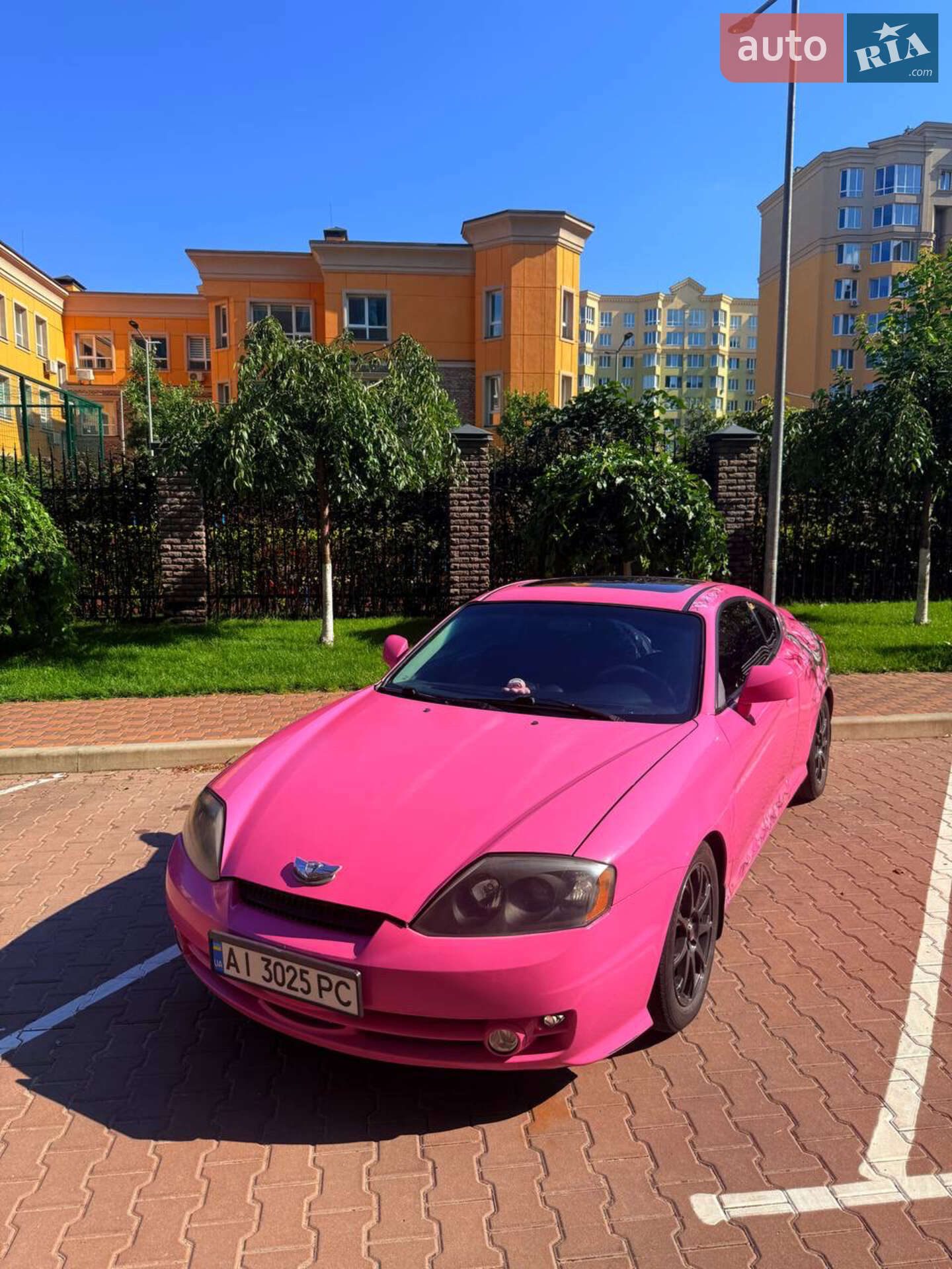 HYUNDAI TIBURON 2003