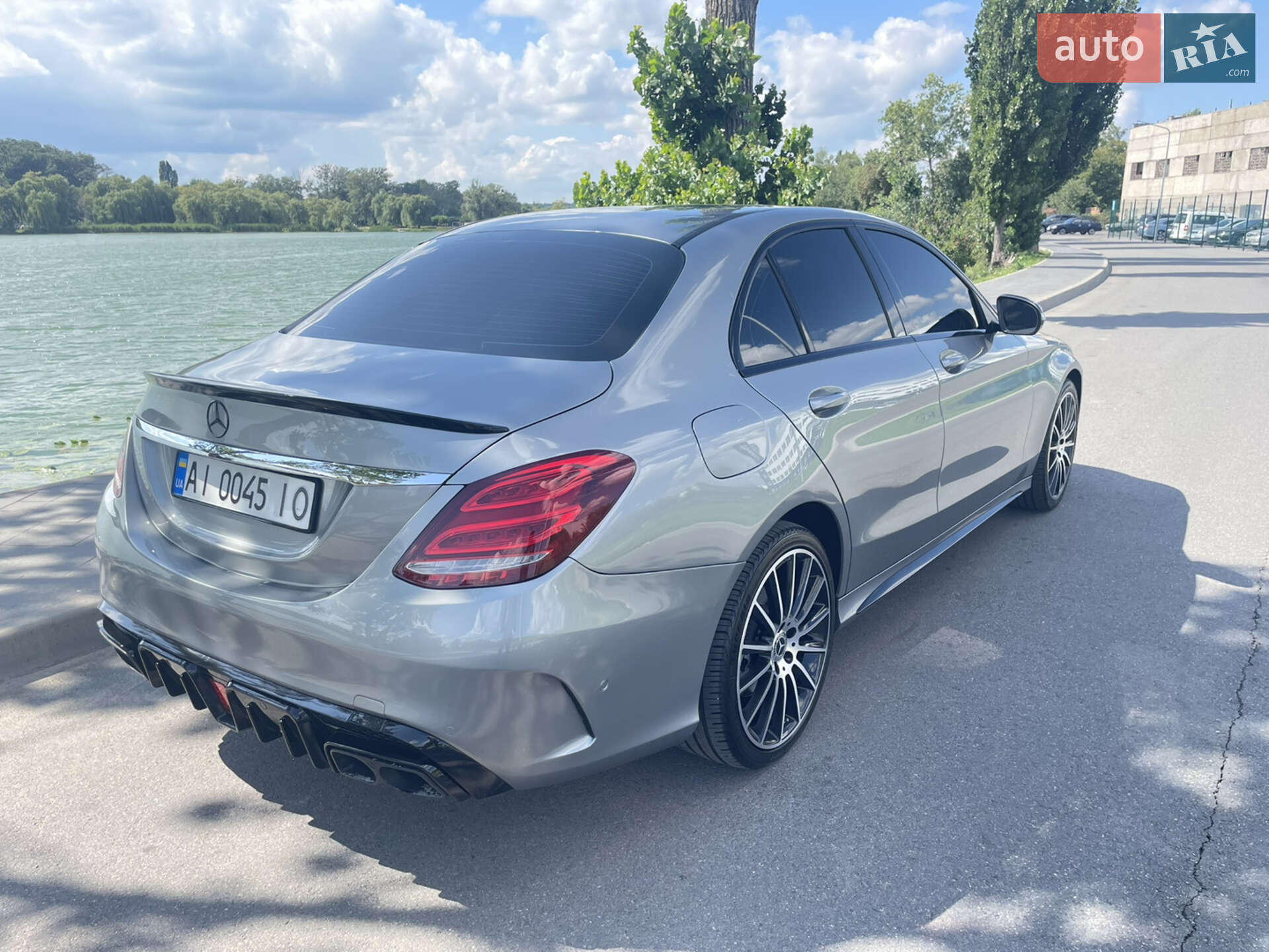 MERCEDES-BENZ C 300 2014