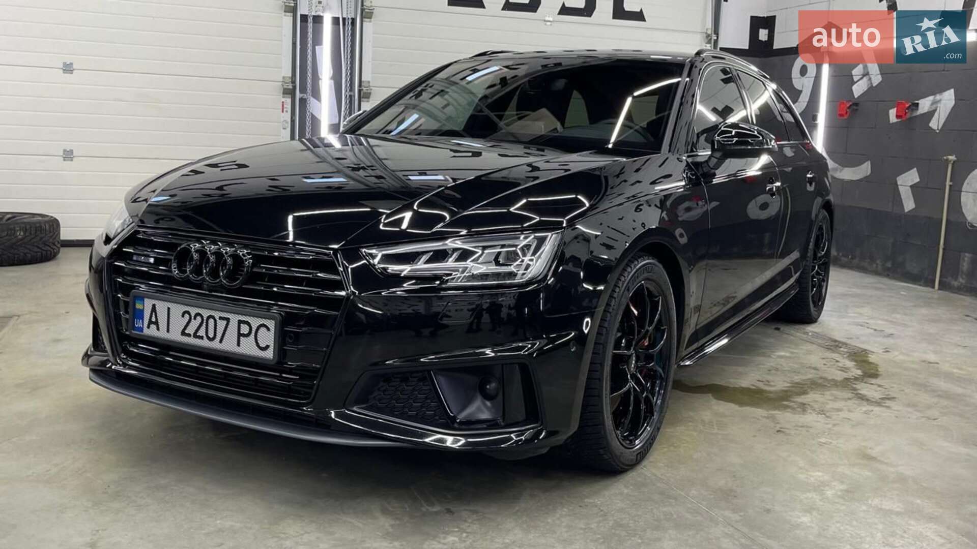 AUDI A4 AVANT 2019