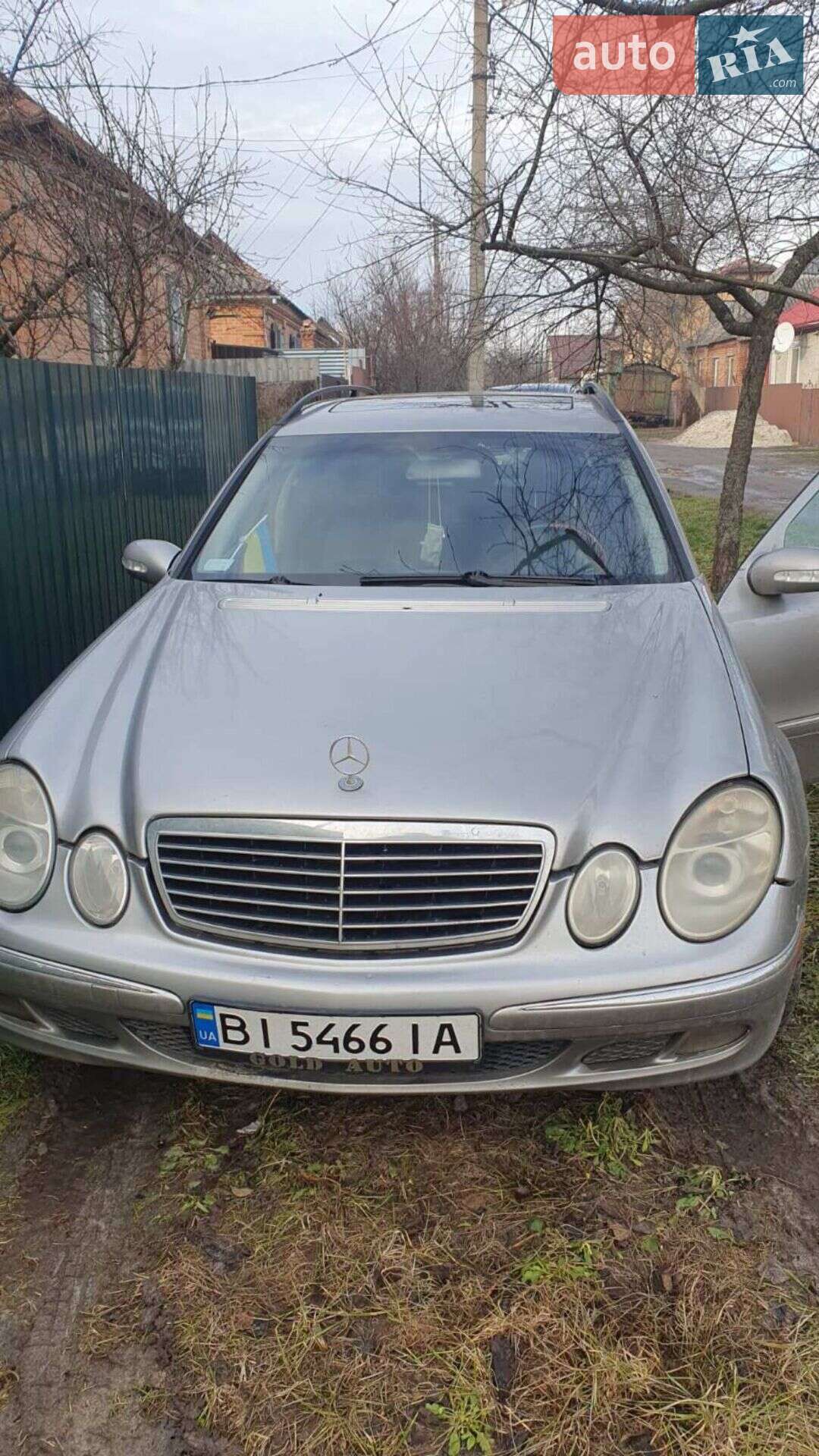 MERCEDES-BENZ 320 2004