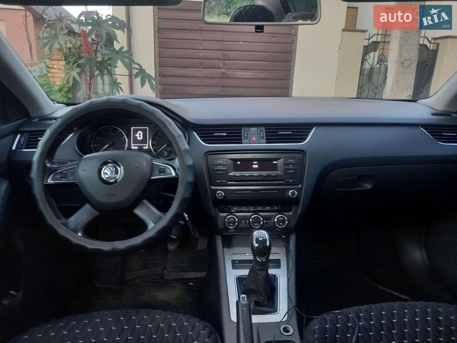 Головне фото звіту автомобіля SKODA OCTAVIA 2013