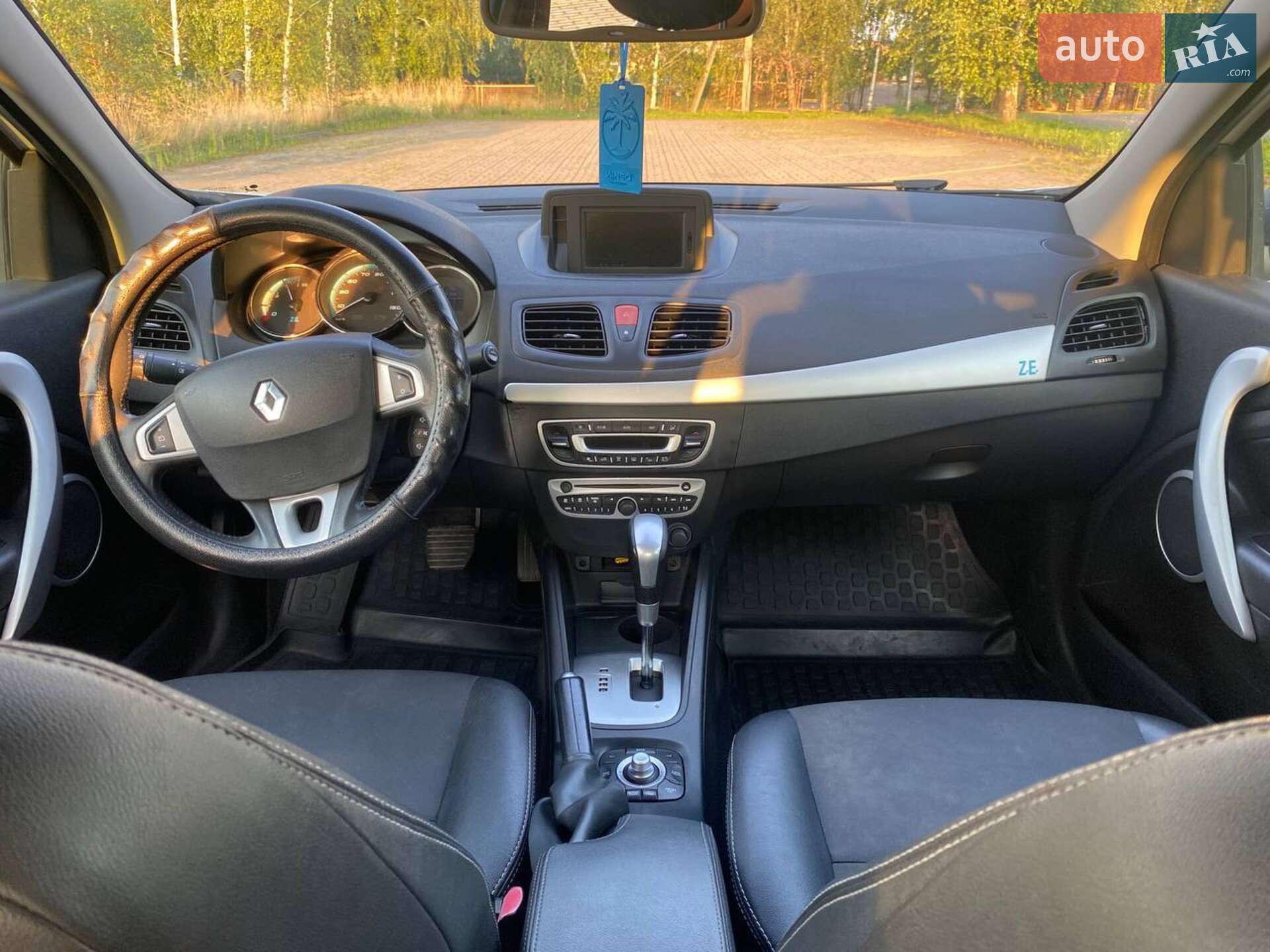 RENAULT FLUENCE 2011