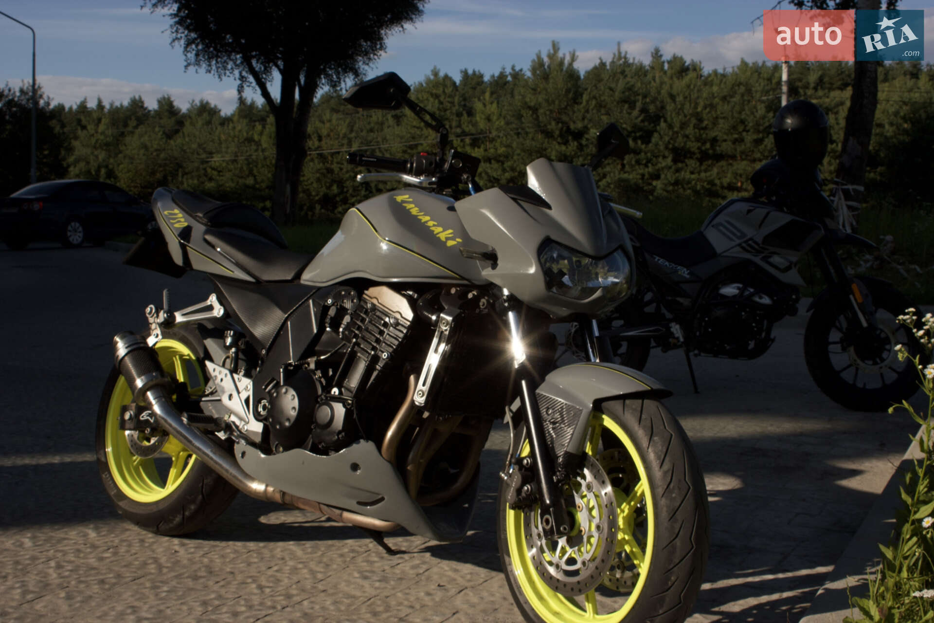 KAWASAKI ZR 750F 2004