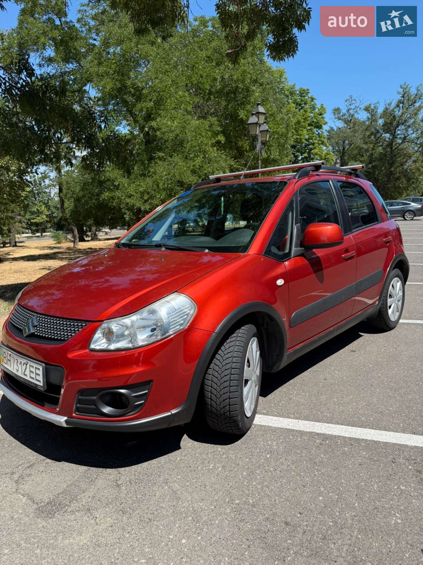Головне фото звіту автомобіля SUZUKI SX-4 2012
