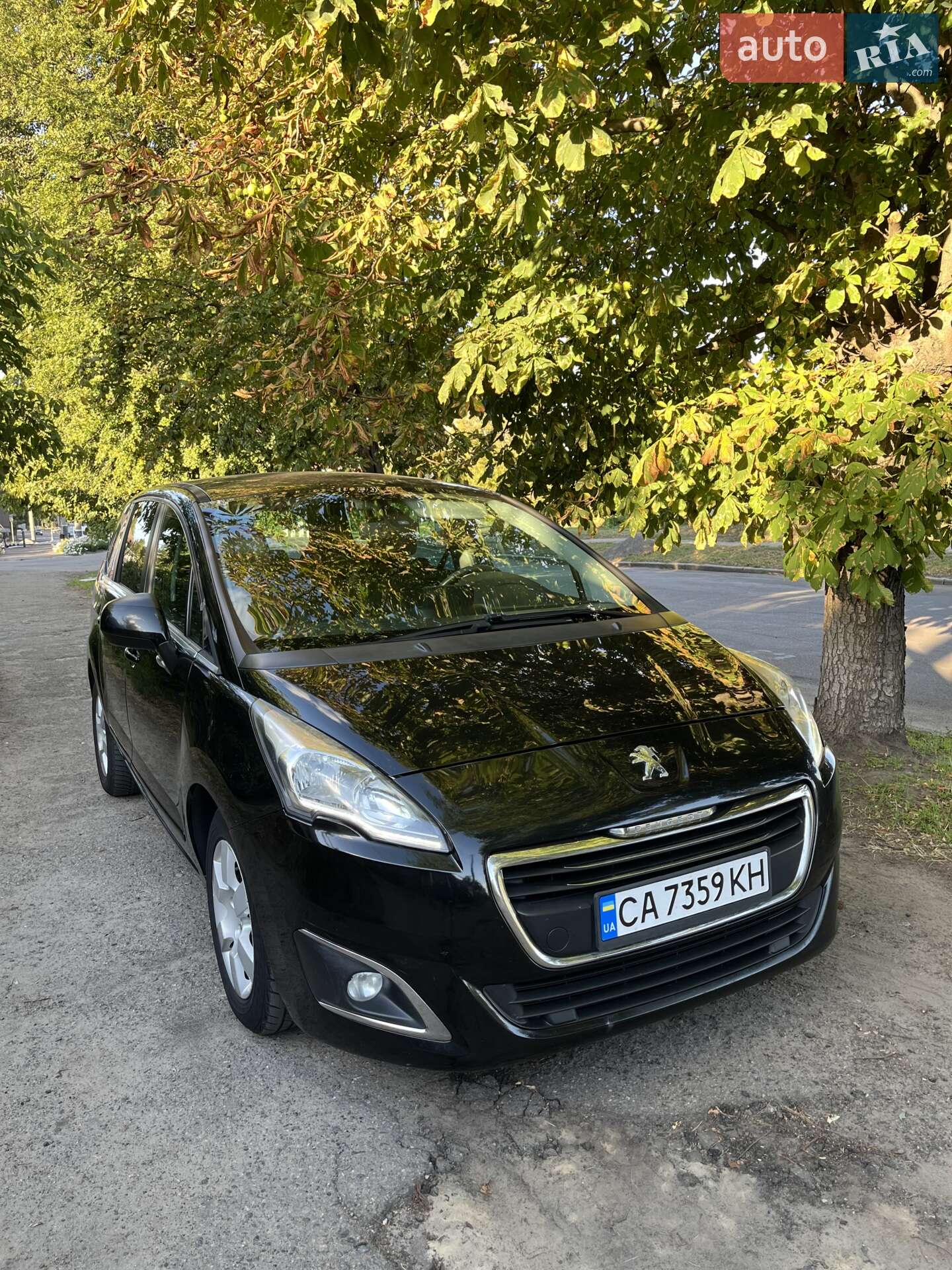 PEUGEOT 5008 2014