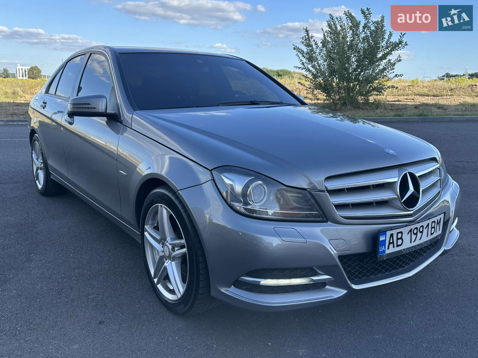 MERCEDES-BENZ C 200 2012