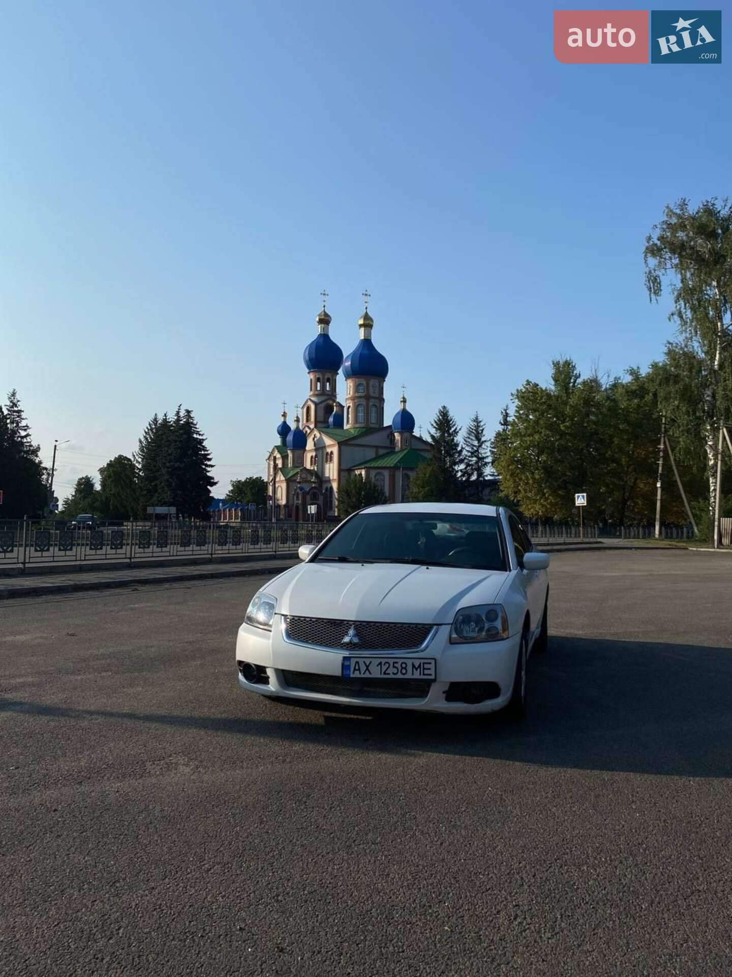 MITSUBISHI GALANT 2012