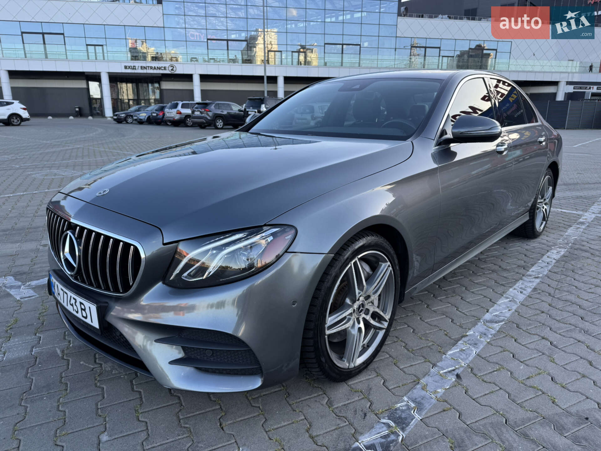 MERCEDES-BENZ E 300 2017