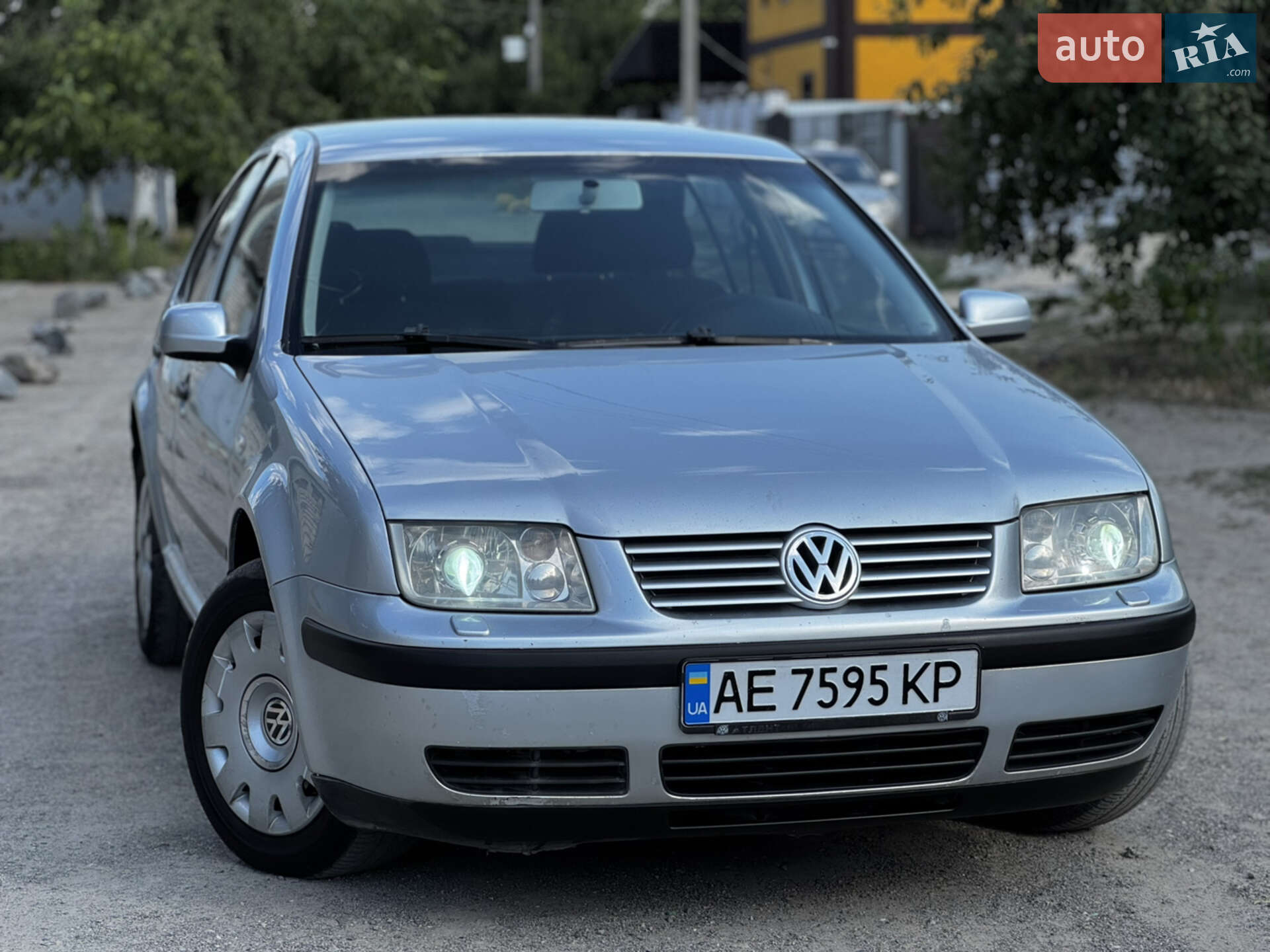 VOLKSWAGEN BORA 2005