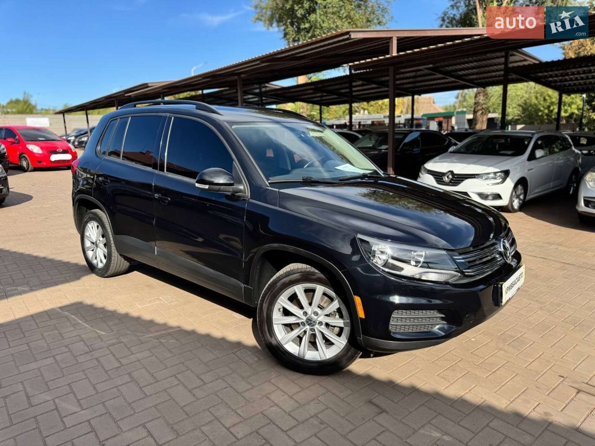 VOLKSWAGEN TIGUAN 2017