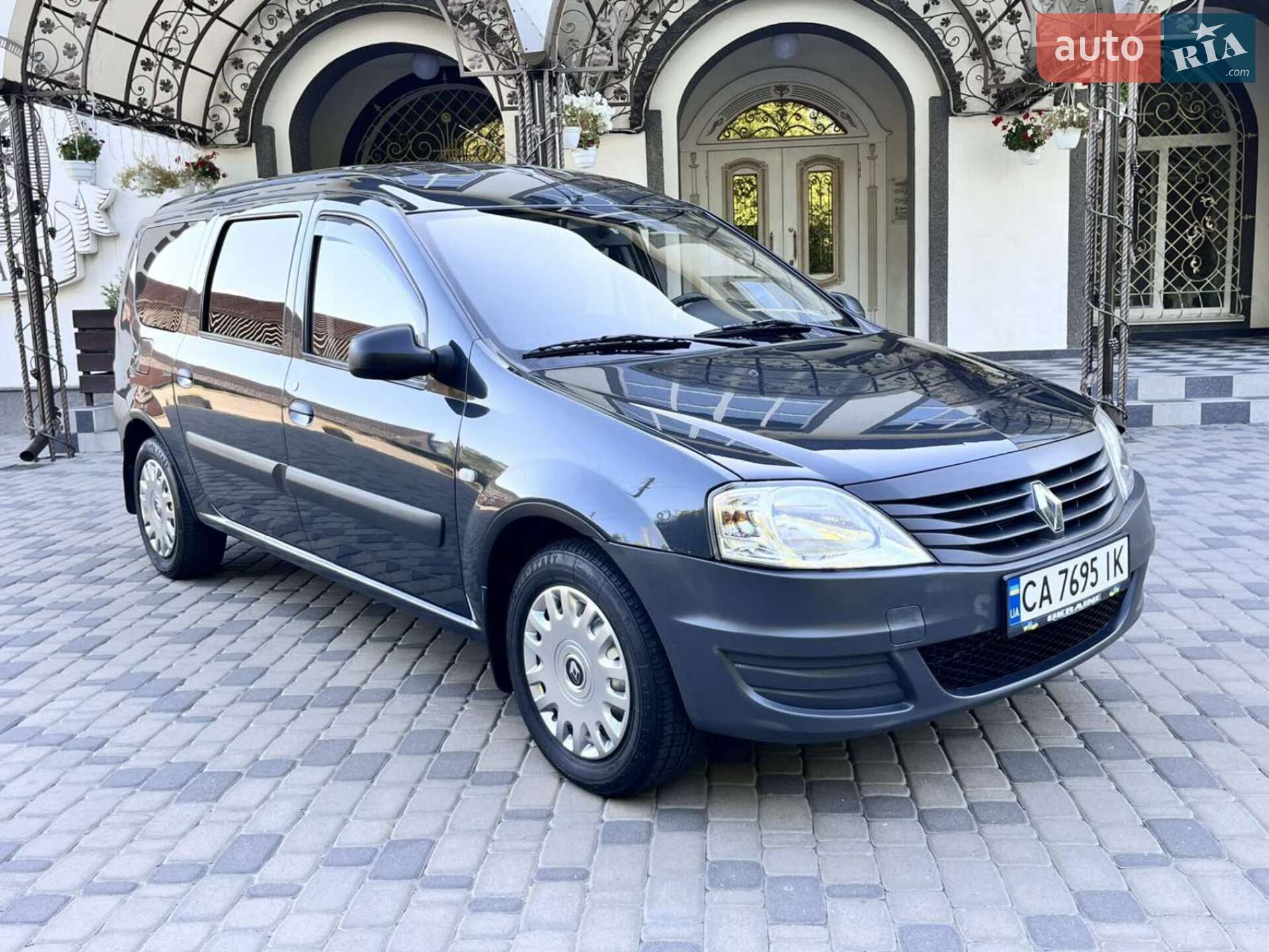 RENAULT LOGAN 2012