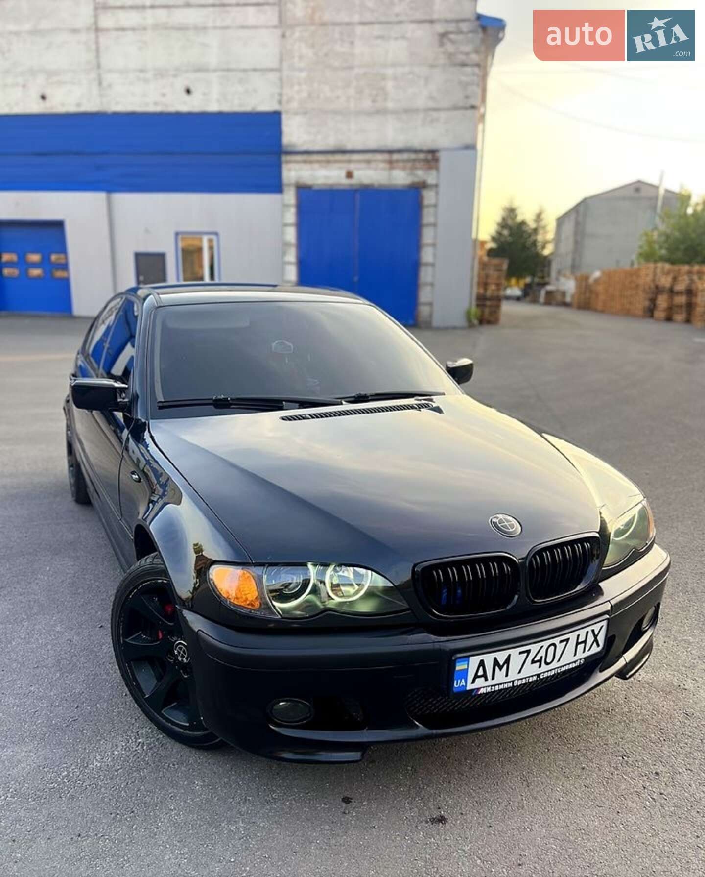 Головне фото звіту автомобіля BMW 316I 2004