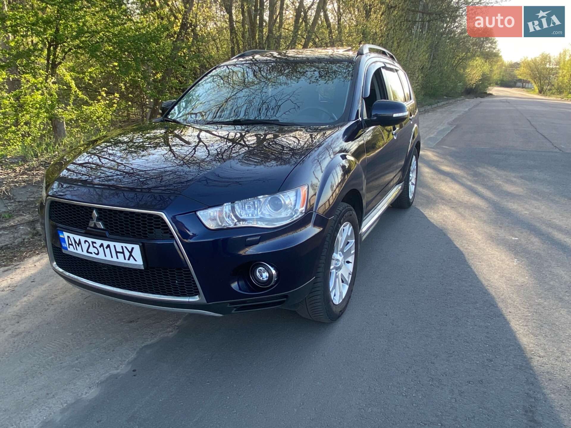 Головне фото звіту автомобіля MITSUBISHI OUTLANDER 2011
