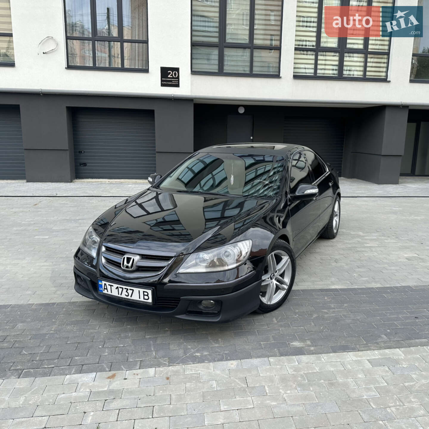 HONDA LEGEND 2006