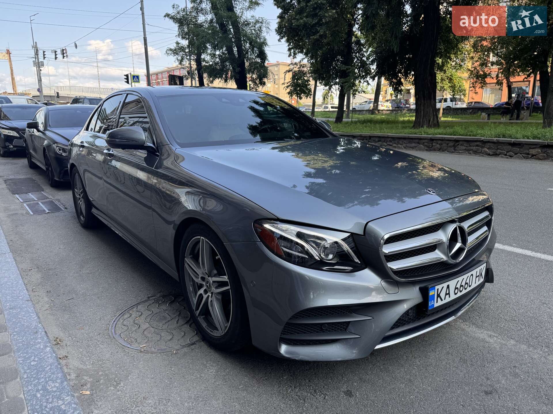 MERCEDES-BENZ E 300 2019