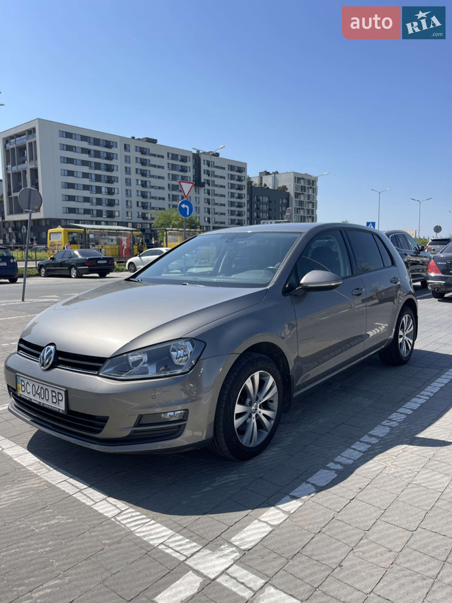 VOLKSWAGEN GOLF 2013