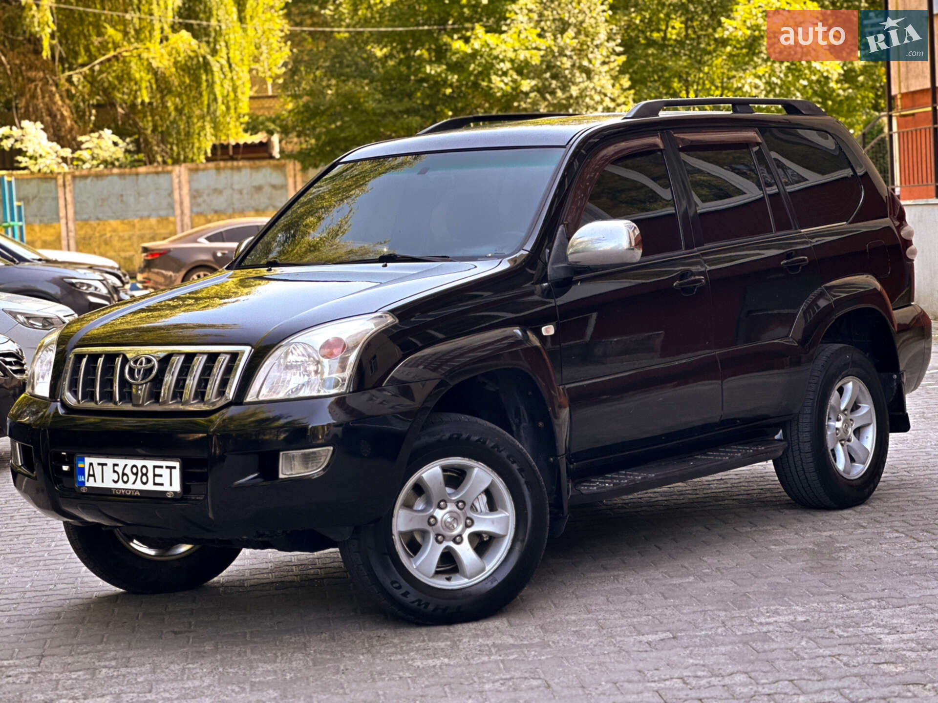 Головне фото звіту автомобіля TOYOTA LAND CRUISER PRADO 2005