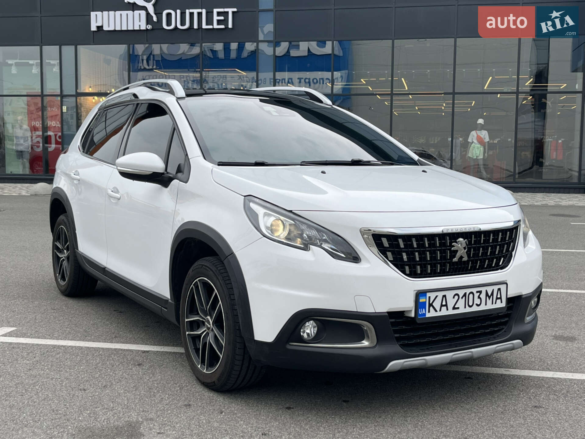 PEUGEOT 2008 2018
