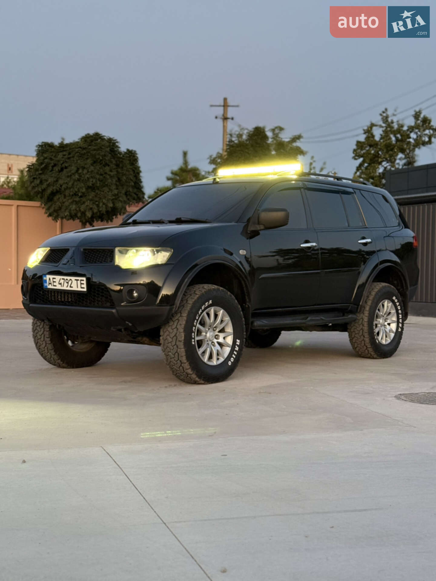 MITSUBISHI PAJERO SPORT 2010