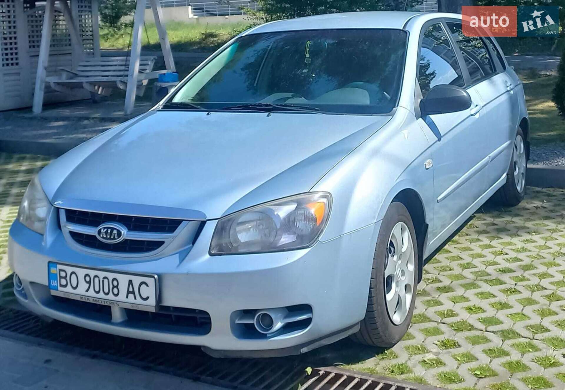 Головне фото звіту автомобіля KIA CERATO 2006