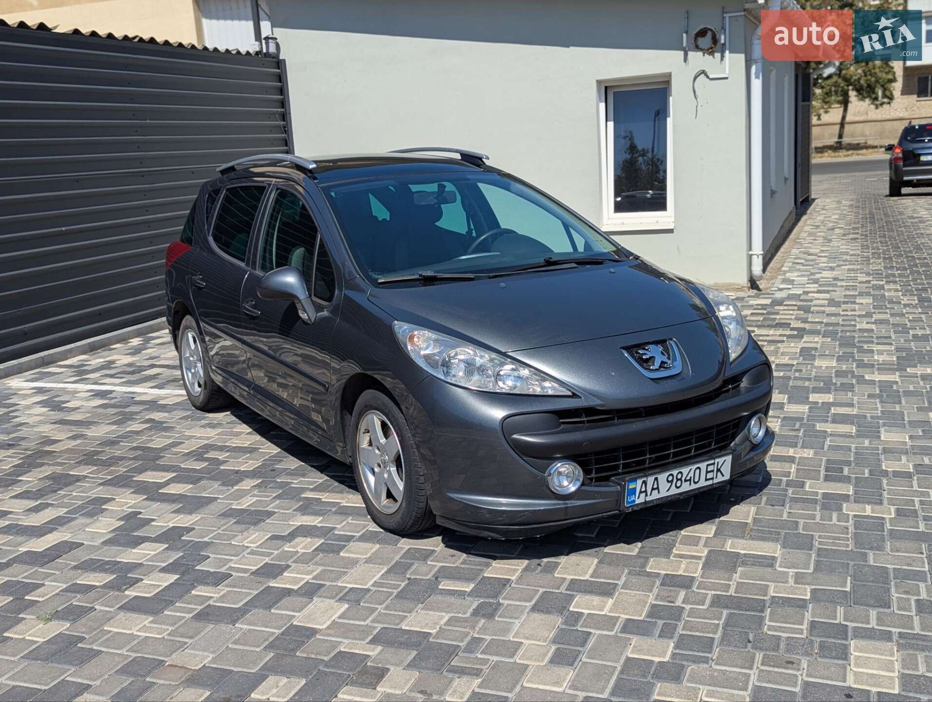 PEUGEOT 207 2009