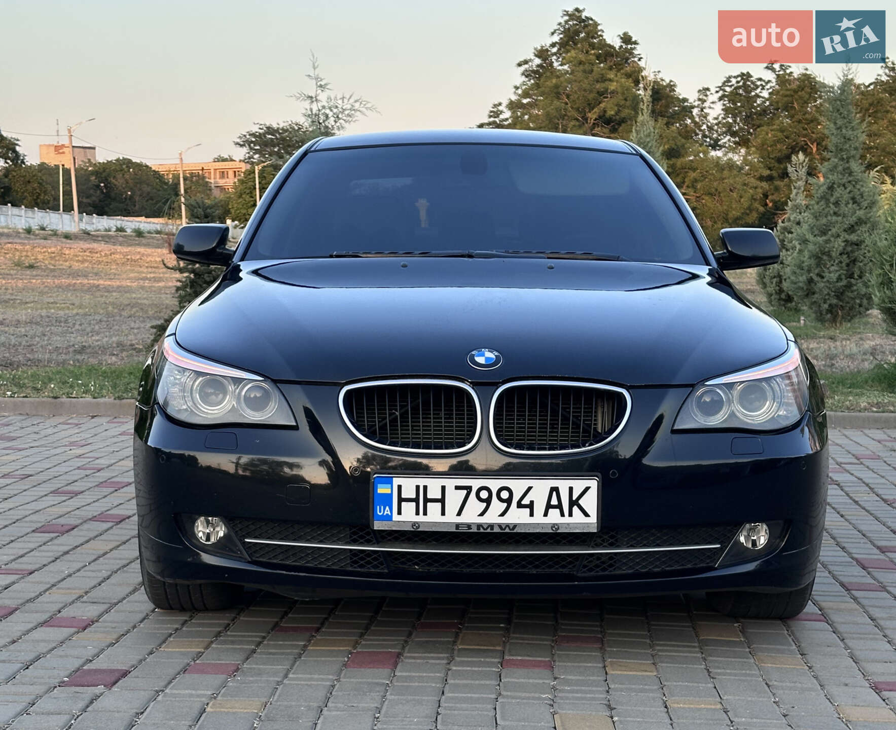 BMW 520I 2008